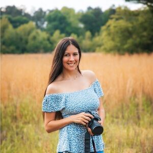 Meet your Posher, Alyssa